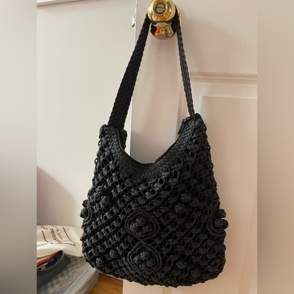 Hobo international brand bag interesting black weave with cloth interior - Picture 3 of 3